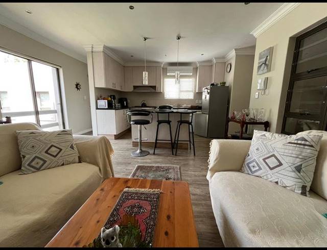 2 BEDROOM TOWNHOUSE FOR SALE IN ELFINDALE